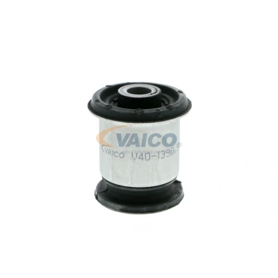 Abbildung von VAICO V40 1390 Querlenkerlager Original Qualität Vorderachse, vorne OPEL: Astra J GTC, Insignia A Sports Tourer, Tourer