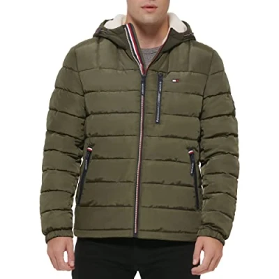 Abbildung von Tommy Hilfiger Herren Midweight Sherpa Lined Hooded Water Resistant Puffer Jacket Mantel, Olive Tech, XL