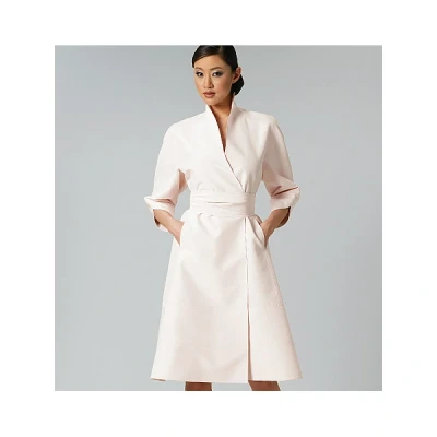 Abbildung von VOGUE PATTERNS V1239 Misses&#039; Dress and Belt, white, Size AA 6 8 10 12