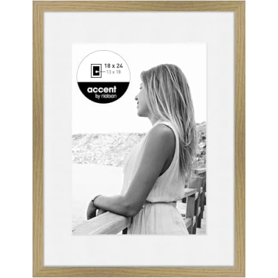 Abbildung von accent by nielsen Objektrahmen mit Passepartout, 18 x 24 cm, Holz (MDF), Eiche, Fotorahmen zum Auftstellen und Aufhängen im Hoch &amp; Querformat, Echtglas, Aura
