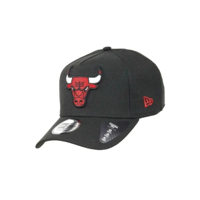 Abbildung von New Era Chicago Bulls NBA Black Base A Frame Adjustable Trucker Cap One Size