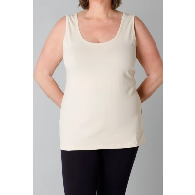 Abbildung von Base Level Curvy Tanktop, in großen Größen