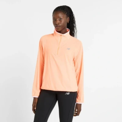 Abbildung von New Balance Ultra Light Half Zip Herren (Apricot S)
