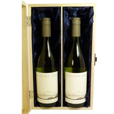 Abbildung von Cloudy Bay Sauvignon Blanc 2 x 75cl Bottle Gift Set