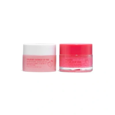 Abbildung von W7 Sweet Dreams Lippen Peeling &amp; Overnight Lip Mask Duo, Lippenmaske für die Nacht 2er Set Erdbeergeschmack Peeling, Pflege, Beruhigung Feuchtigkeitspflege