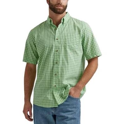 Abbildung von Wrangler Authentics Herren kurzärmeliges klassisches Karomuster, Waldschirm, XX Large