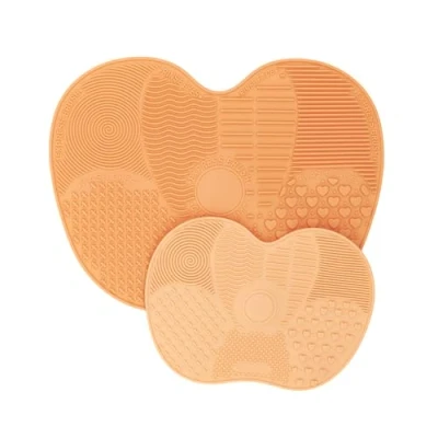 Abbildung von waschies Silikon Make up Pinsel Reinigungspad &quot;Apricot&quot;, Reinigungsmatte, Schrubber Pad, Tragbares Waschwerkzeug für Pinsel, in zwei unterschiedlichen Größen