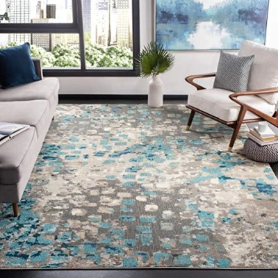 Abbildung von SAFAVIEH Moderner Schick Teppich für Wohnzimmer, Esszimmer, Schlafzimmer Madison Collection, Kurzer Flor, Grau und Blau, 91 X 152 cm