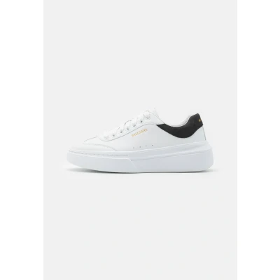 Abbildung von Skechers Sport Classic Sneaker low, Damen, Größe: 39.5, White/black Schuhe