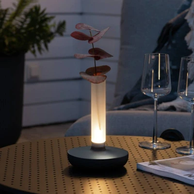Abbildung von Konstsmide Akku LED Vase Biarritz weiss Indoor/Outdoor 7827 253