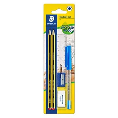 Abbildung von STAEDTLER Studenten Set mit 2 x Noris 120 Bleistifte Made from Upcycled Wood in Härtegrad HB, 1 Kugelschreiber Stick blau, Lineal 15 cm, Radierer und Spitzer, 120SET BKD