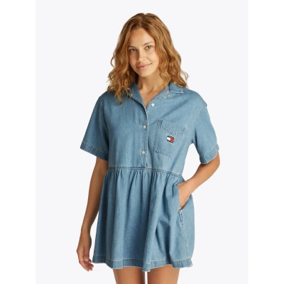 Abbildung von Tommy Jeans Jeanskleid TJW LT DENIM DRESS EXT in Mini Länge, mit Logostickerei, blauer Waschung