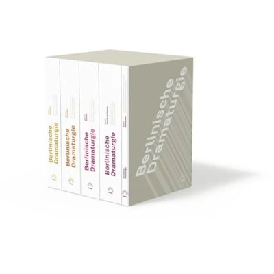 Abbildung von Berlinische Dramaturgie. Gesprächsprotokolle der von Peter Hacks geleiteten Akademiearbeitsgruppen: in fünf Bänden (Aurora Verlag)