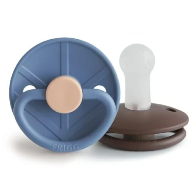 Abbildung von FRIGG Little Viking Silikon Schnuller 2&#039;er Packung Sauger BPA Frei Hergestellt in Dänemark Symmetrischer Kirschform (Ocean View/Cocoa, Größe 2 (6 18 Monate))