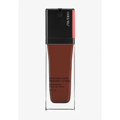 Abbildung von Shiseido Synchro SKIN Radiant Lifting Foundation SPF30 550 Jasper Foundation, Damen, Größe: 30 ml, Mahogany