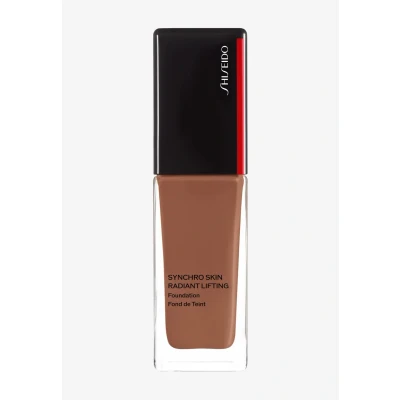 Abbildung von Shiseido Foundation Synchro Skin Radiant Lifting 5 Henna 30 ml