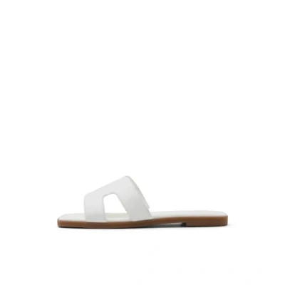 Abbildung von Call It Spring Haylee Flache Sandalen für Damen, Weiss/opulenter Garten, 38 EU