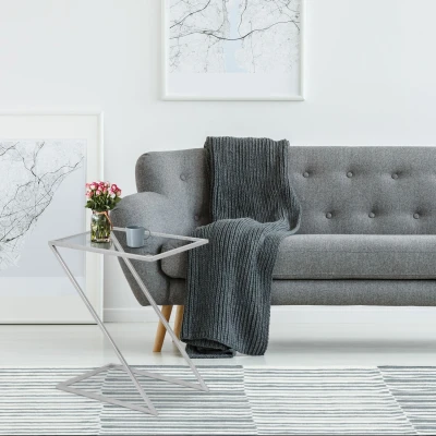 Abbildung von Zoeva 3er Set Couchtische aus Metall und transparentem Glas Menzzo