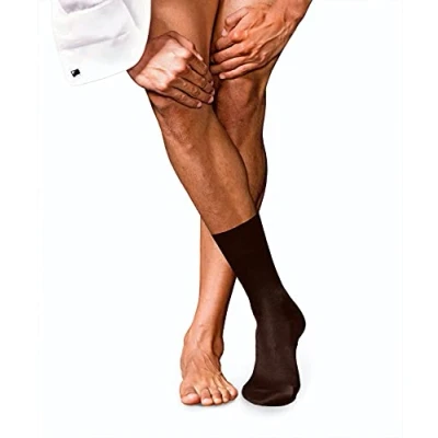 Abbildung von FALKE Herren No. 15 M SO Baumwolle einfarbig 1 Paar Socken, Braun (Dark Brown 5230), 43 44