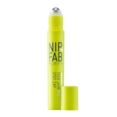 Abbildung von Nip + Fab Teen Skin Fix Spot Zap Anti Akne Gesichtsgel mit Salicylsäure Zaubernuss Wasabi Extrakt Beseitigung von Unreinheiten Prävention Porenreinigung 15 ml