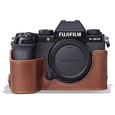 Abbildung von MegaGear MG1962 Ever Ready Echtleder Kamera Halbtasche mit Trageriemen kompatibel Fujifilm X S10 Braun