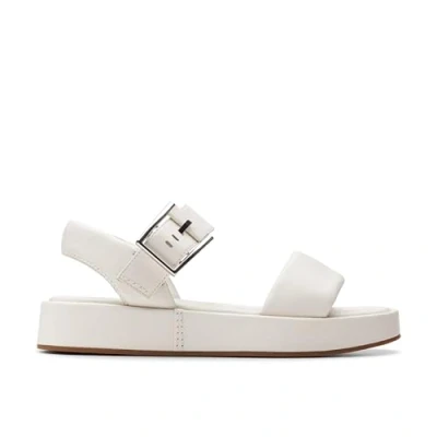 Abbildung von Clarks ALDA Strap Plateausandalette Off white, Damen, Größe: 39, white Schuhe