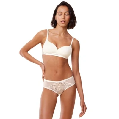 Abbildung von Triumph Delightful Spotlight Triangel BH, Damen, Größe: 75C, White