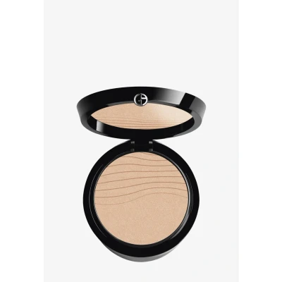 Abbildung von Giorgio Armani Luminous Silk Glow Fusion Powder 6.5 Medium To Tan