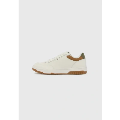 Abbildung von Tommy Hilfiger Basket CORE Sneaker low, Herren, Größe: 39, Ecru/army green Schuhe