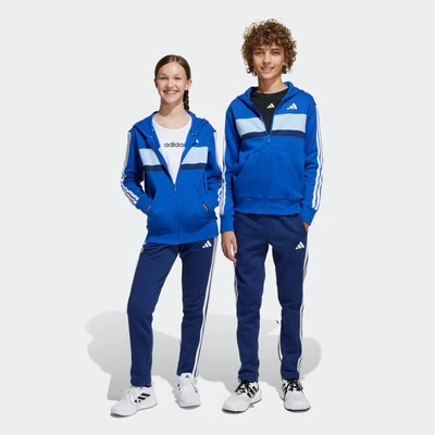 Abbildung von adidas Unisex Kinder SEASONAL ESSENTIALS TIBERIO 3 STRIPES FLEECE TRACKSUIT, team royal blue/white/glow blue, 7 8 Years