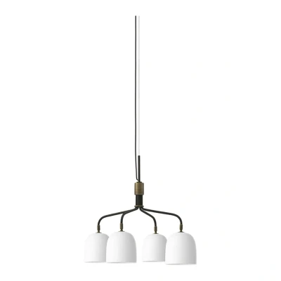 Abbildung von GUBI Kronleuchter Howard 4 flammig Ø 66 cm gunmetal/weiß