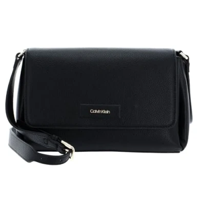 Abbildung von Calvin Klein Dressed Xbody Umhängetasche, Damen, Größe: One Size, Black