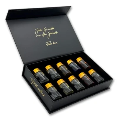 Abbildung von Gin Tasting Box 10 exklusive Sorten Geschenk Set Weltprämierte Gins aus Manufaktur