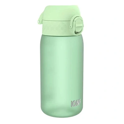Abbildung von Ion8 Kinder Trinkflasche, 350ml, Auslaufsicher, Einhandöffnung, Sichere Verriegelung, Spülmaschinenfest, BPA frei, Tragegriff, Klappdeckel, Leicht zu Reinigen, Klimaneutral, Surfgrün