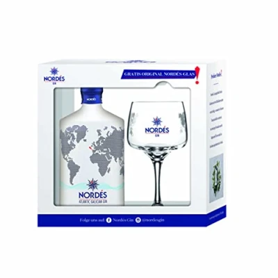 Abbildung von NORDES Gin 40% vol. Fruchtiger aus Spanien mit Glas Geschenkbox inkl. Original Nordés (1 x 0,7l)