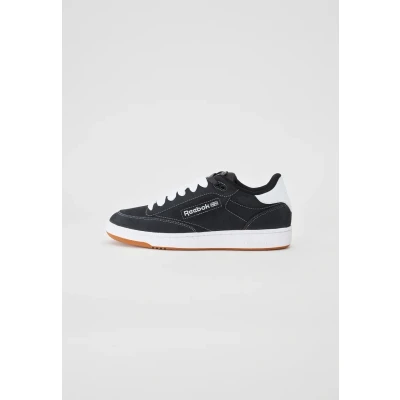 Abbildung von Reebok Classic CLUB BULC Unisex Sneaker low, Größe: 39, Washed black/black/white Leder/synthetik