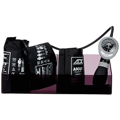 Abbildung von ADC Allgemeinärztliches Set Multikuf 705 mit mehreren Manschetten und handgehaltenem Aneroid Blutdruckmessgerät 804, Plexiglastablett, schwarz