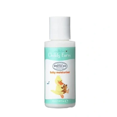 Abbildung von Childs Farm Baby Feuchtigkeitslotion mild parfümiert empfindliche Haut für Neugeborene geeignet Reisegröße 50 ml (1 Stück) klar
