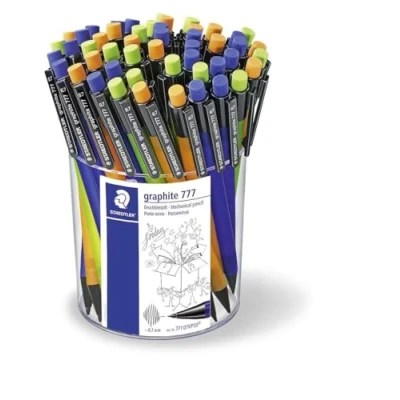 Abbildung von STAEDTLER 777 07KP50 Druckbleistift graphite gefüllt mit B Minen, Minendurchmesser 0,7 mm, 3 Schaftfarben (blau/orange/grün), 50 Stück in Köcherpackung