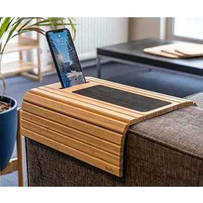 Abbildung von budu Sofatablett Armlehne Bambus Holz für mit Anti Rutsch Kork Pad Sofa Tablett Tischplatte Sofalehne Ablage Armrest Couch