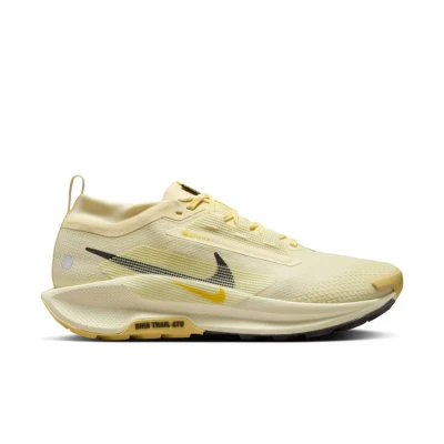 Abbildung von Nike Performance Reactx Pegasus Trail 5 GTX Laufschuh Trail, Herren, Größe: 45.5, Alabaster/med ash/saturn gold/lightening Schuhe