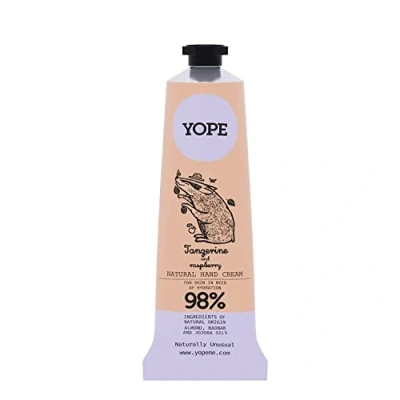 Abbildung von YOPE Natürliche Handcreme Mandarine und Himbeere ist eine äußerst angenehme Art, gepflegte mit Feuchtigkeit versorgte Handhaut zu pflegen 50ml