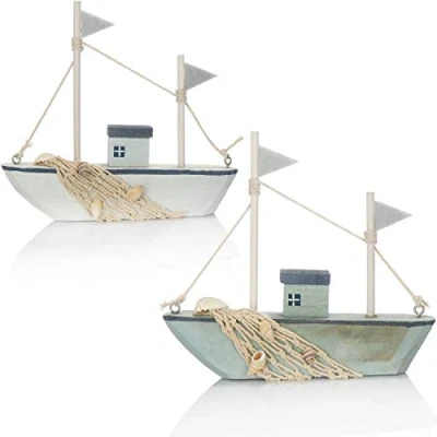 Abbildung von com four® 2X Maritimes Deko Schiff aus Holz Fischkutter mit Fischernetz und Muscheln Holzschiff zur Dekoration Nautische Segelboot [Farbauswahl variiert!] (02 Stück Holzdekoschiff 16 cm)