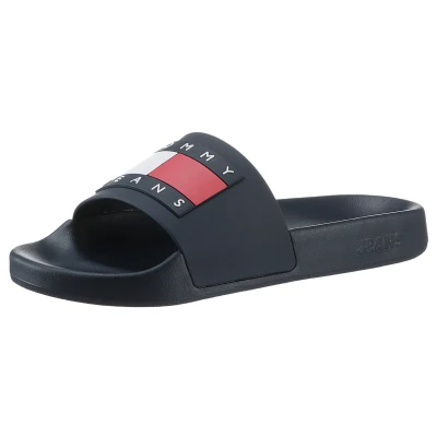 Abbildung von TOMMY JEANS FLAG POOL SLD ESS Pantolette, Sommerschuh, Schlappen mit farbiger Logoflagge