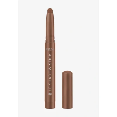 Abbildung von L‘Oréal Paris Le Shadow Stick 420 Brown Bliss Lidschatten im praktischen Stiftformat, 1,4g