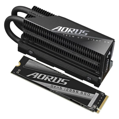 Abbildung von Gigabyte AORUS Gen5 12000 SSD 2TB M.2 AG512K2TB