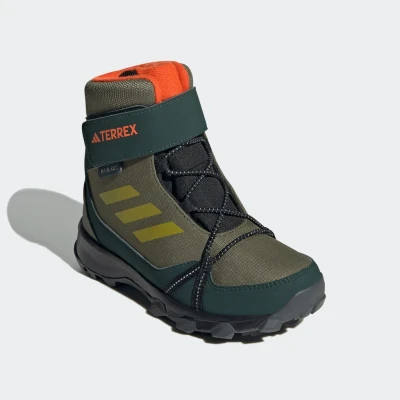 Abbildung von adidas Performance Terrex SNOW CF R.RDY Unisex Snowboot/Winterstiefel für Kinder, Größe: 31, Focus olive/pulse olive/impact orange Schuhe