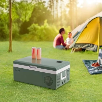 Abbildung von in.tec Auto Kühlbox Arnesano Kompressor Kühlschrank 15 L elektrisch Gefrierschrank für Autos und Steckdose 12/24 V Gefriertruhe tragbar Kunststoff Army Grün