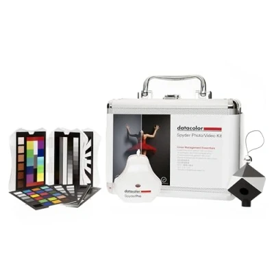 Abbildung von Datacolor Spyder Foto /Video Kit Farbmanagement Set mit SpyderPro, Cube, Checkr Video, Photo Farbreferenzkarten Toolkit für Fotografen und Videografen im Metallkoffer