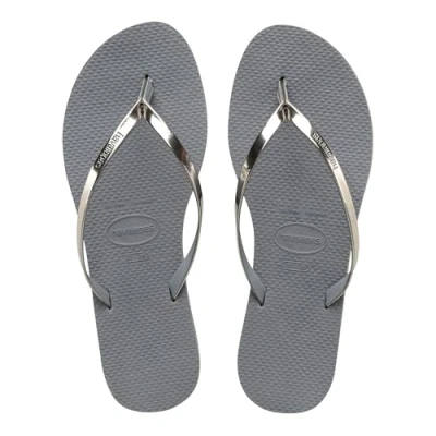 Abbildung von Havaianas You Metallic, Bequeme, stylische und vielseitige Sandalen, Dünne Riemen mit Metallic Finish, Kleiner Absatz, für Damen